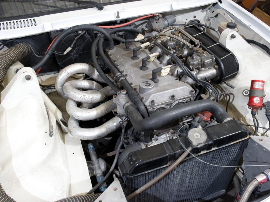  Opel Manta 400 Group B Rally Car 1981 года  (фото 7 из 12)